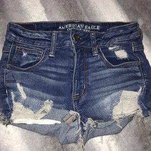 American Eagle Ripped Jean shorts Mid rise